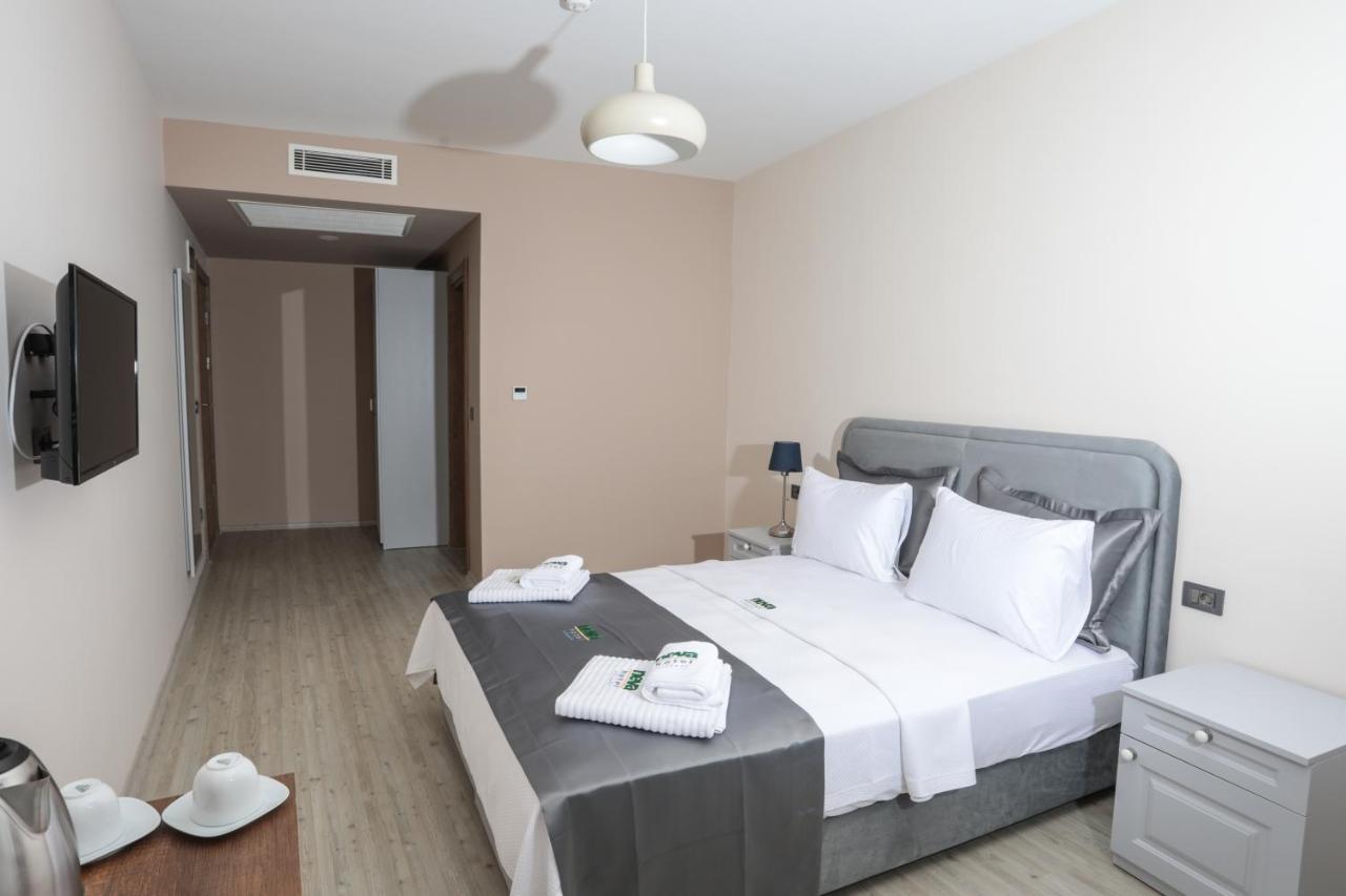 Neva Hotel ألاتشاتي المظهر الخارجي الصورة
