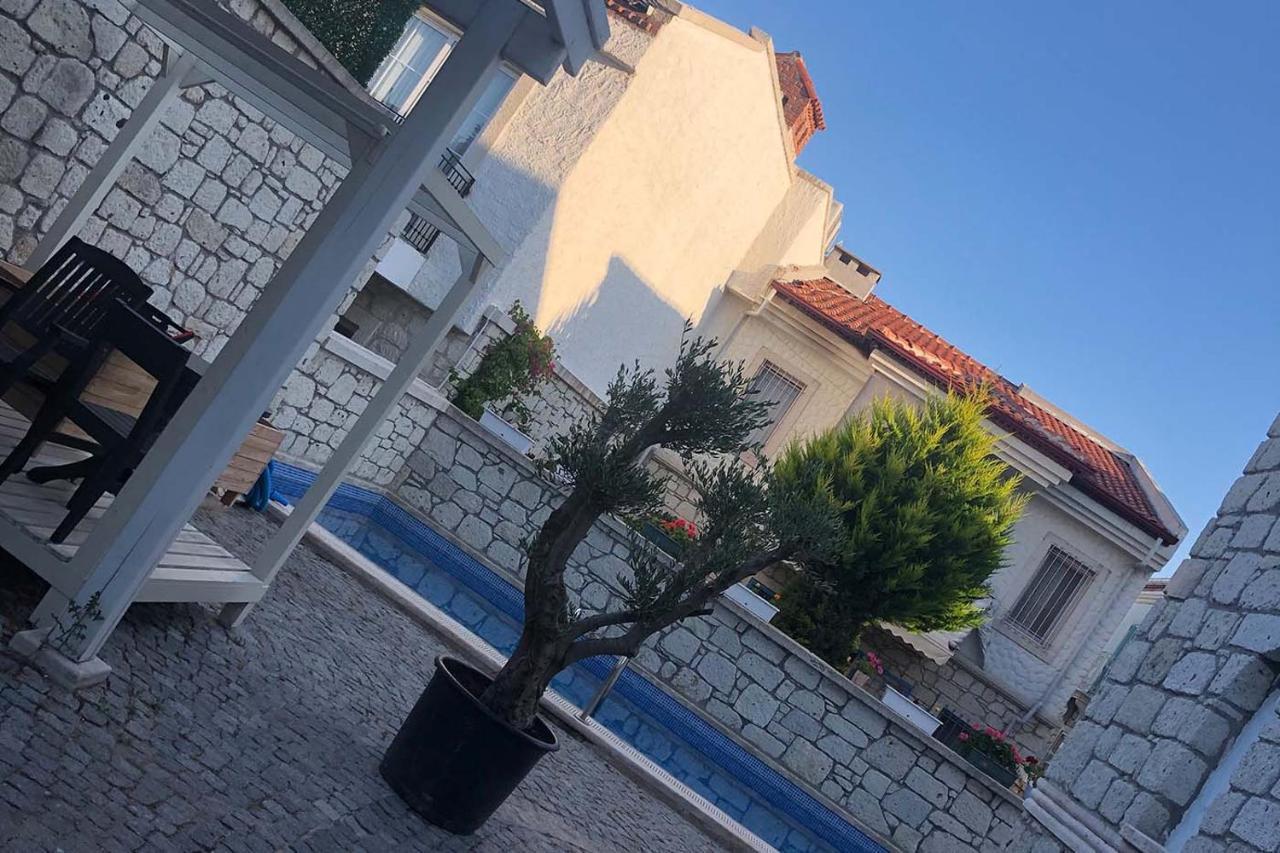 Neva Hotel ألاتشاتي المظهر الخارجي الصورة