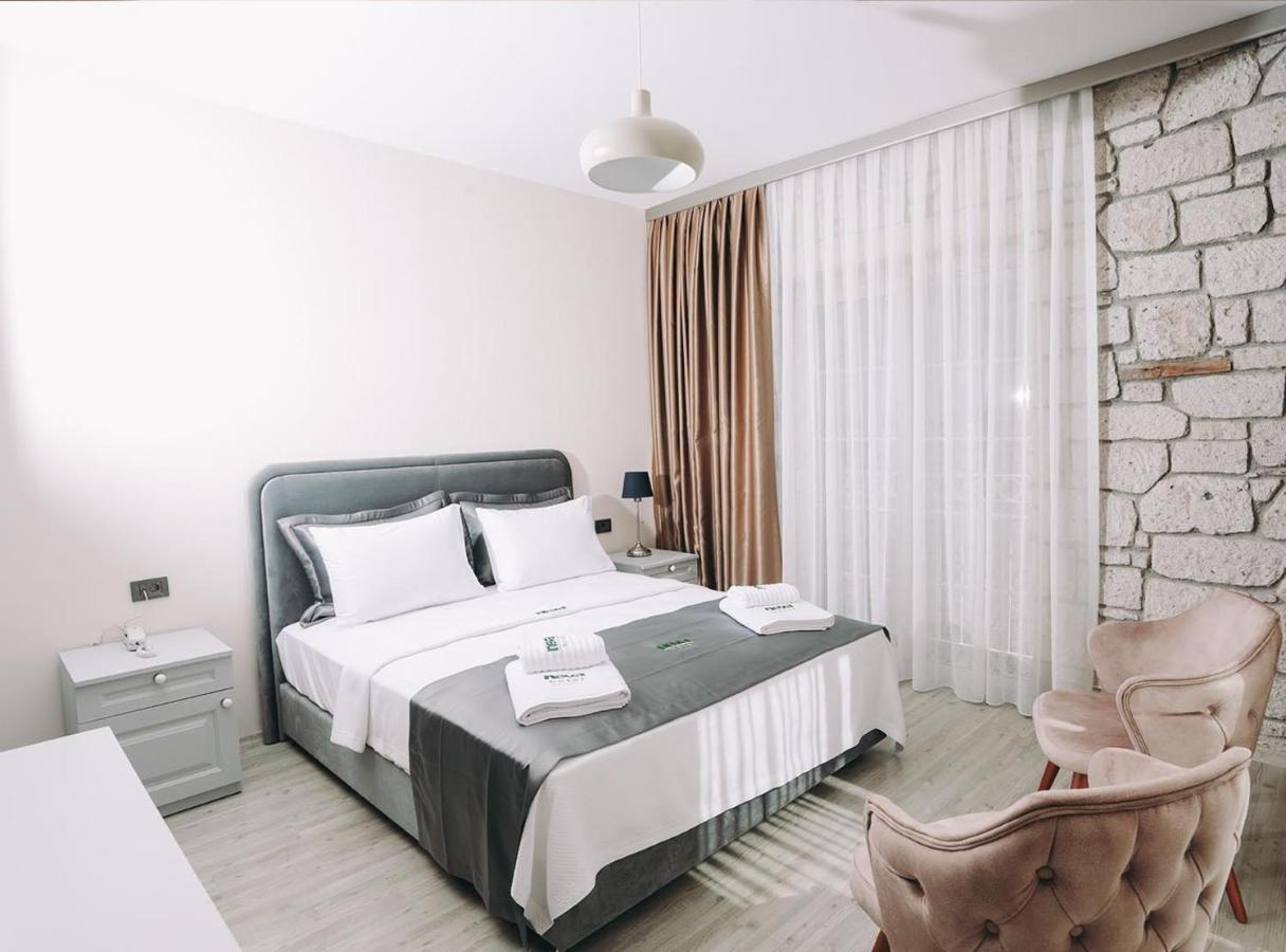 Neva Hotel ألاتشاتي المظهر الخارجي الصورة