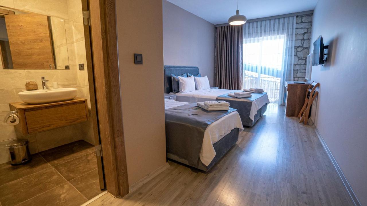 Neva Hotel ألاتشاتي المظهر الخارجي الصورة