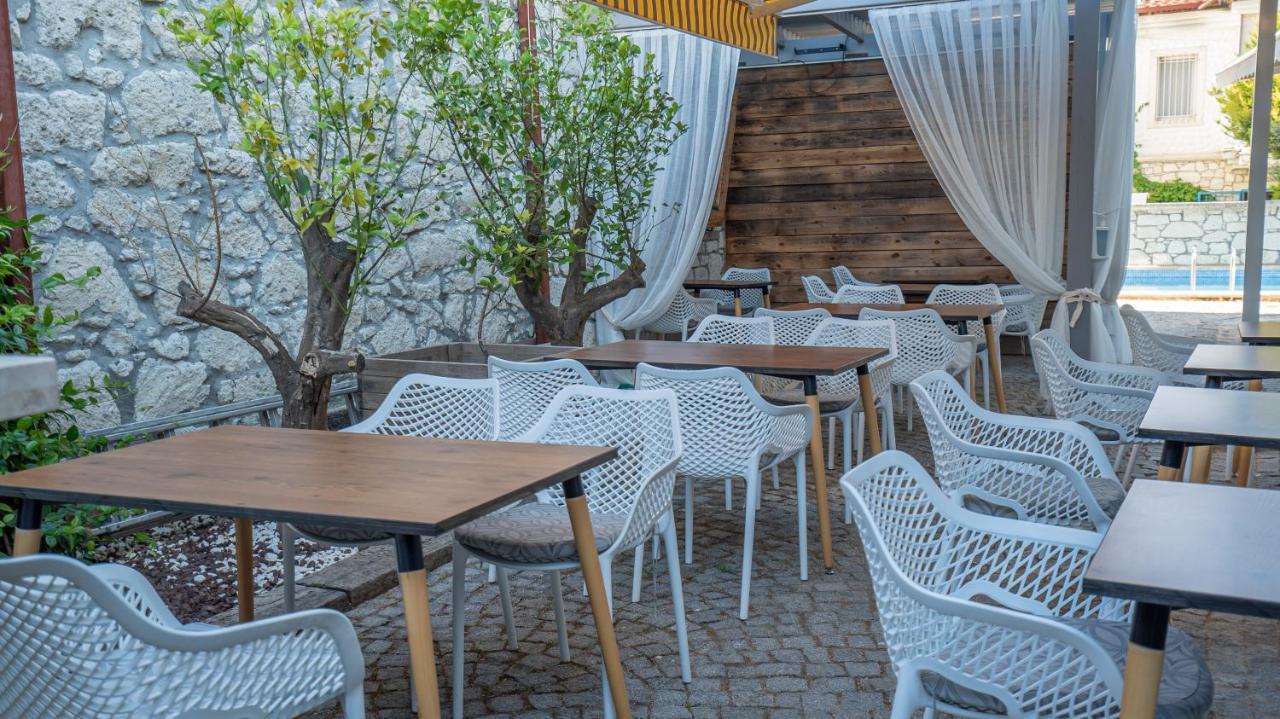 Neva Hotel ألاتشاتي المظهر الخارجي الصورة