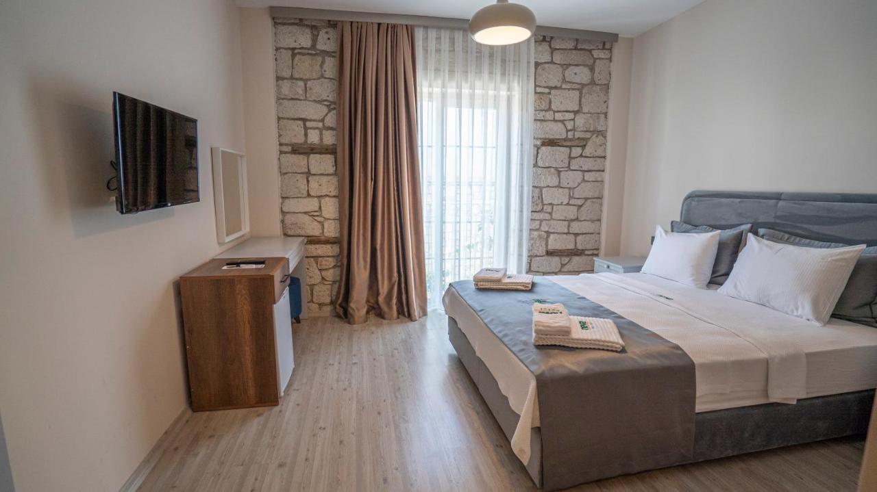 Neva Hotel ألاتشاتي المظهر الخارجي الصورة