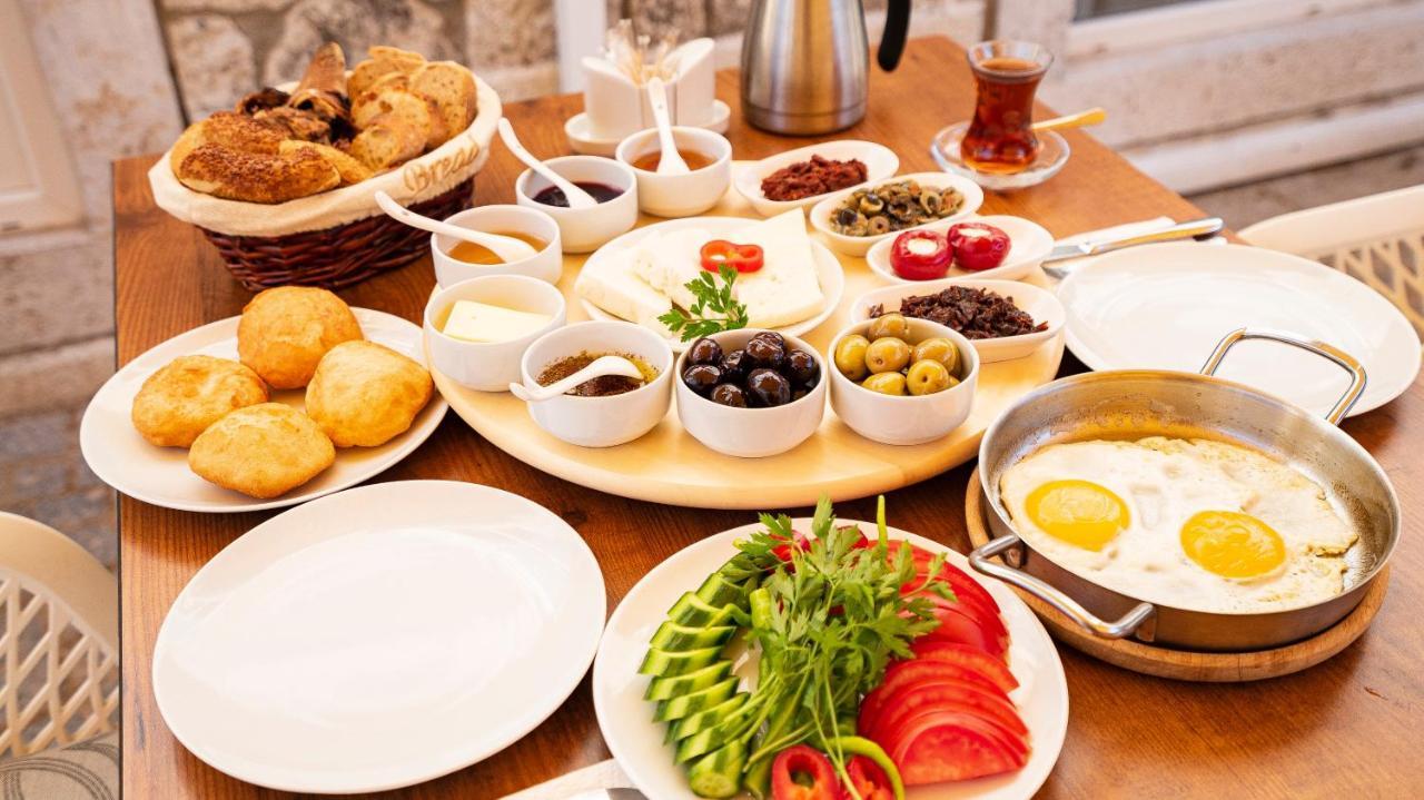 Neva Hotel ألاتشاتي المظهر الخارجي الصورة