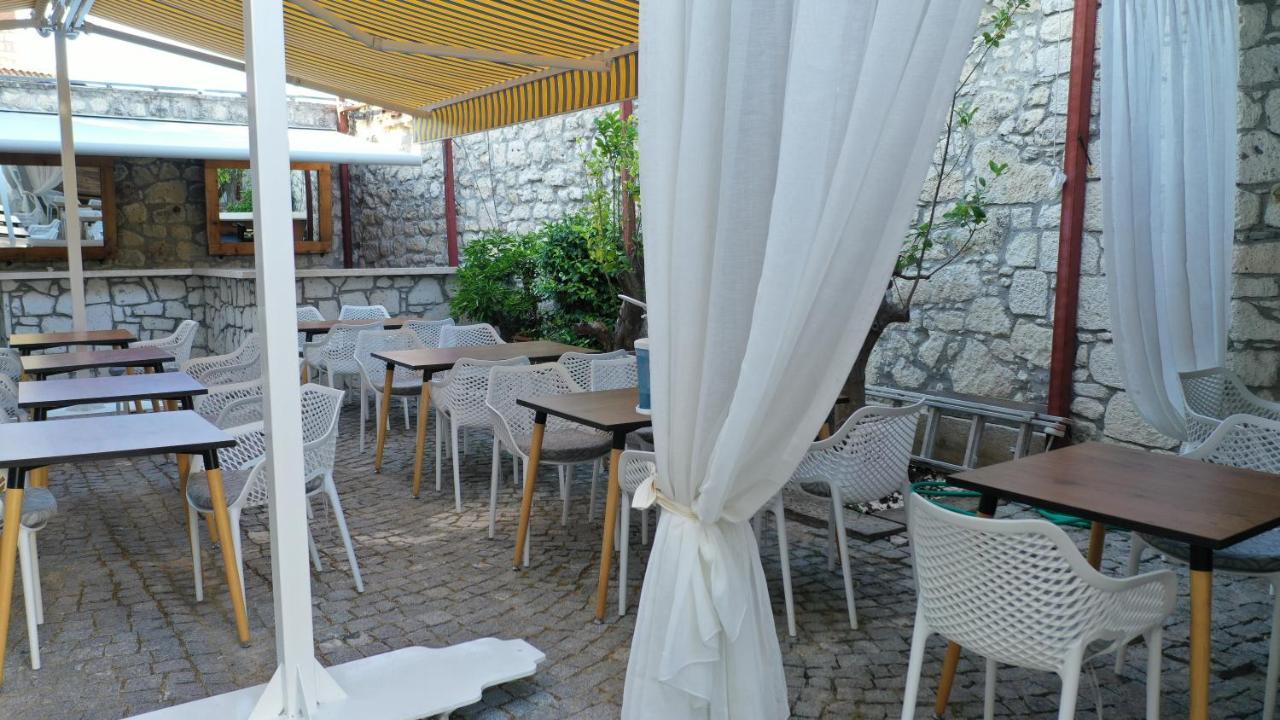 Neva Hotel ألاتشاتي المظهر الخارجي الصورة