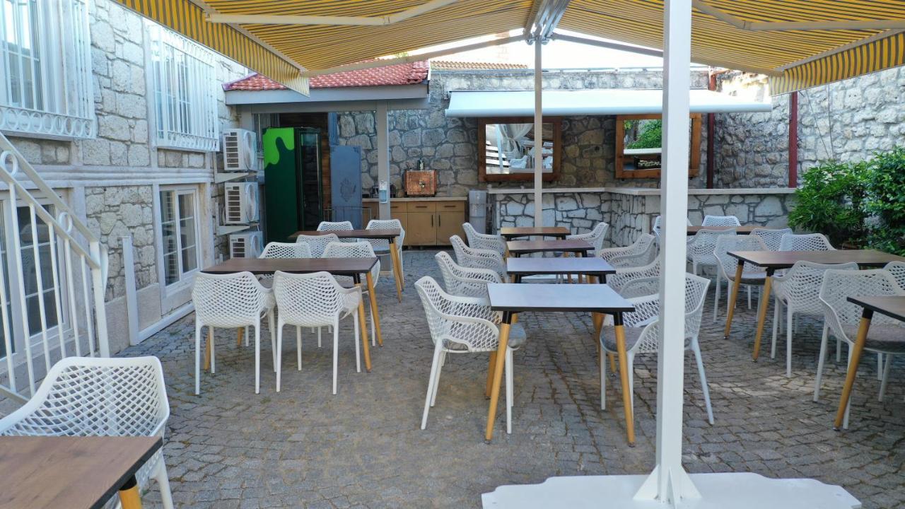 Neva Hotel ألاتشاتي المظهر الخارجي الصورة